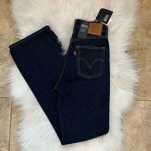 Levi’s Ribcage Bootcut Denim. NWT!